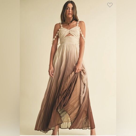 Dresses & Skirts - 927. OMBRÉ PLEATED MAXI DRESS